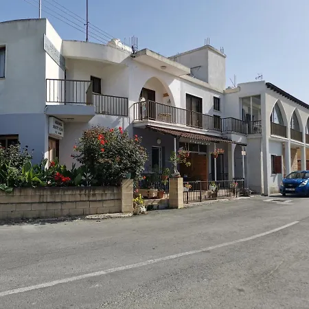 Apartment Hamboula Polis